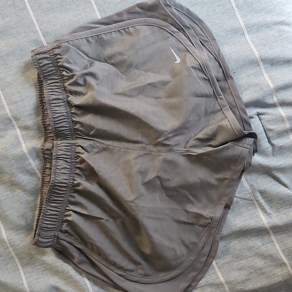 Nike Charcoal Gray Running Shorts - Picture 1 of 2